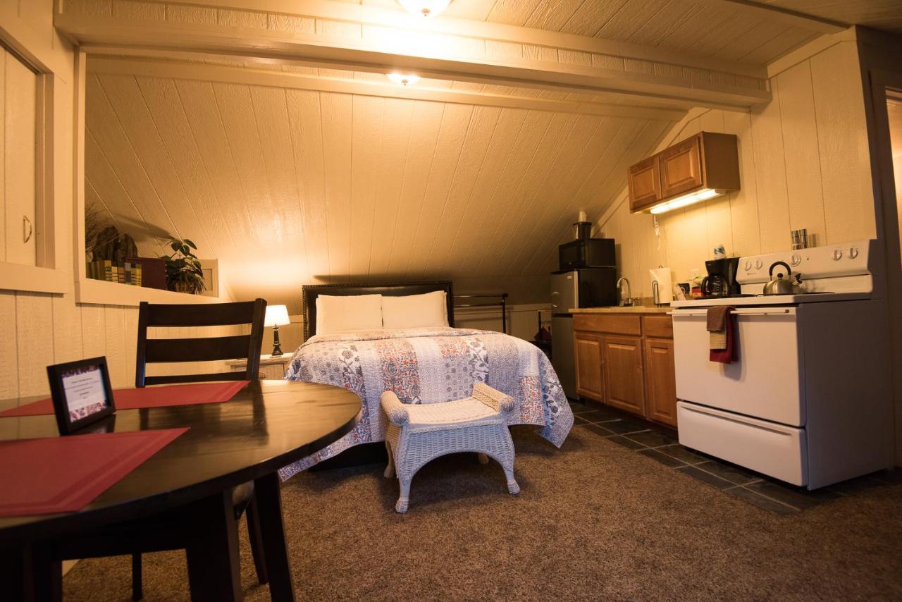 Timber Ridge Motel 3*